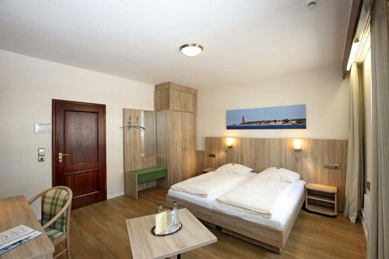 Hotel Kirchspiels Gasthaus Nortorf Bagian luar foto
